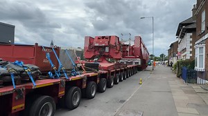 One of the heaviest loads ever moved in the UK with a total weight of 700T this is huge! #heavy #haul #heavyhaul #HeavyHaulage #heavyhaulage #HeavyHaul #heavyhauler #HeavyHauling #heavyhaulmafia #heavyhaulier #heavyhauling #trucks | Lee Elliott Truck Photography
