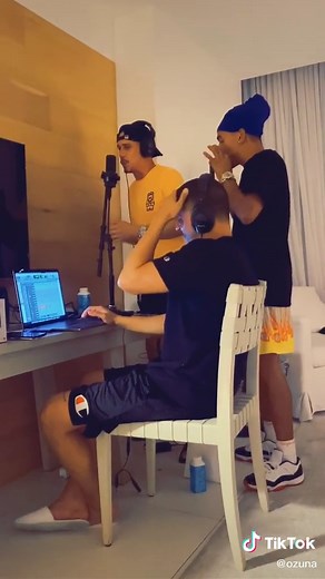 Crea el Nuevo Perfume de Ozuna con Nosotros