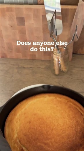 When my cornbread sticks to the pan I just fix it right up! 1/2 stick (4 tablespoons) butter 2 cups self-rising cornmeal mix (I use White Lily) 2 large eggs 1 1/2 cups buttermilk 1/4 cup vegetable oil Preheat oven to 400F. Add butter to an 8 or 10