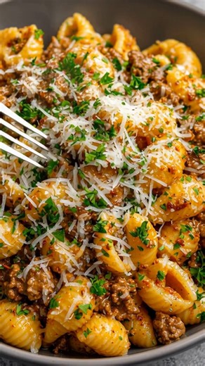 2.4K views · 14 reactions | High Protein Creamy Beef Pasta in 30...