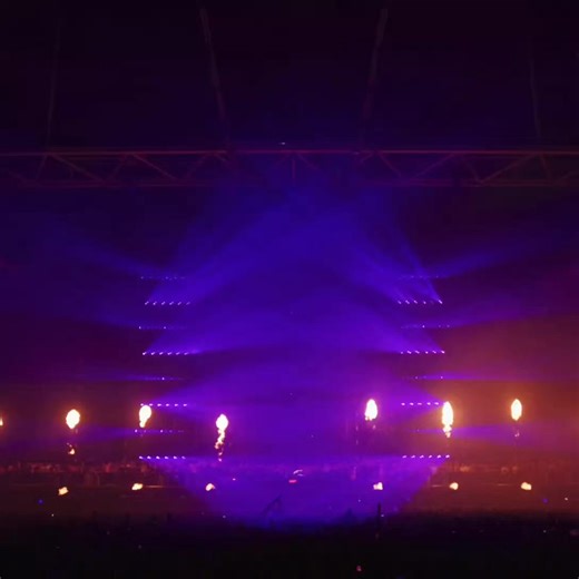 Armin van Buuren Dropping an explosive Remix of Darude's "Sandstorm" at AMF Festival #AMF2025 | Yalla Techno