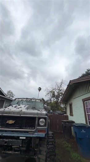 Chevrolet 4x4 Off-Roading in the Rain