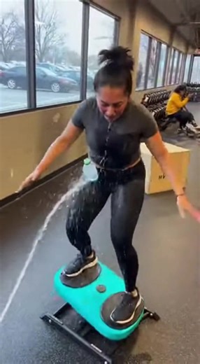 Gym fail of the year! The balance stepper went into full “earthquake mode” and I just couldn’t hang on 😭 Water spraying wild wobbling = everyone casually watching my struggle…#GymFail #WorkoutStruggles#GymFunny#WorkoutStruggle#fyp