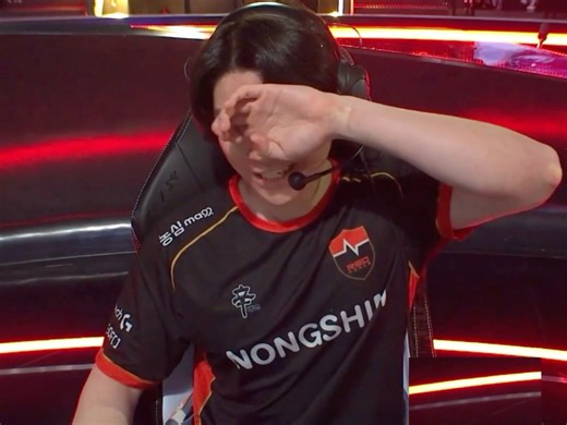 第一视角看Zeus宙斯杰斯秀恼Kingen！