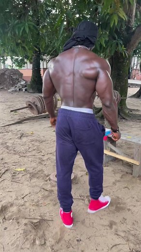 4.2M views · 93K reactions | Put in the work and get the results #fyp #gym #reels #chestday | Living Camp Training Center | Facebook