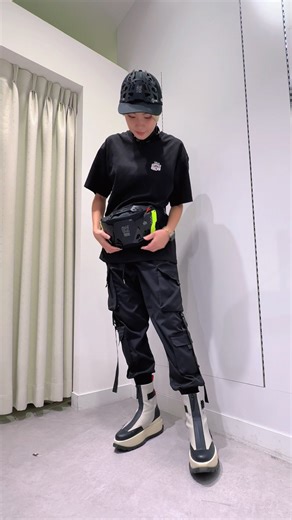 カルホーン軍曹とマグニフィコのTシャツ販売イベント