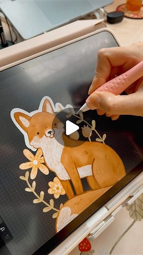 Anna Lunak - Illustrator & Shop Owner on Instagram: "Outlining an illustration to make stickers 🧡 #outlining #outliningstickers #stickermaking #foxillustration #procreateillustration"