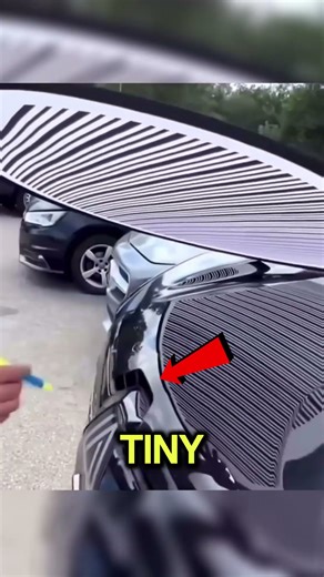 Professionals use THIS trick to spot hidden car dents!🫨
