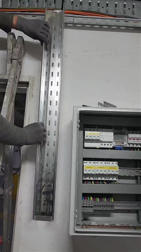 Abdo Boz on Instagram: "Installation chemin de câble électrique"