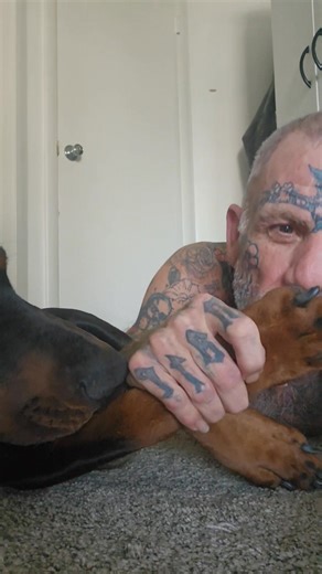 201K views · 2.5K reactions | Chances feet smell like fritos 藍藍藍藍 Please excuse my bee stung eye藍 #improveyourvibe2025 #uniquesigner Frito-Lay 藍藍藍藍藍藍 | Scott Berends | Facebook