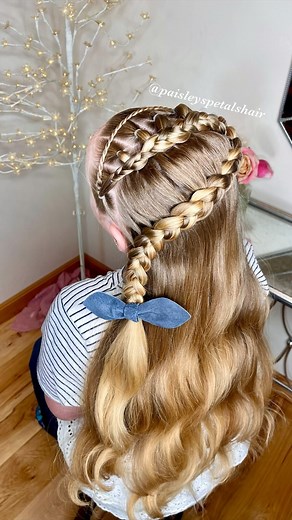 I wasn’t sure how this one was going to turn out! 🫣 It’s one of those styles I pictured in my head, but wasn’t quite sure how to execute. I love how it turned out, especially finishing it with the curved braid! Drop a 🩵 for more ways to finish this style! #hairstyleideas #hairvideos #hairtutorial #wavyhair #longhairstyles #bubblebraid #halfuphalfdown #summerhair #schoolhair #easyhairstyles #hotd #instahair | Paisley’s Petals