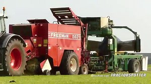 Grass Raking Baling & Wrapping in one pass | Fendt 936 Vario Black Beauty | De Buck