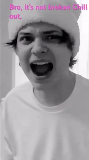 Bro, literally screams when he literally just touch his the computer, not even unboxed ￼