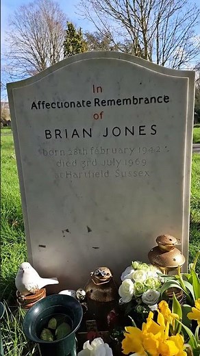 Brian Jones - 1942 - 1969 - Founder/Guitarist Rolling Stones - Cheltenham Cemetery and Crematorium