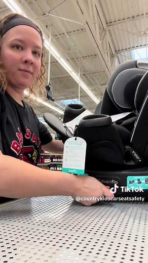 Evenflo Revolve 360 Car Seat Release Tool Demonstration