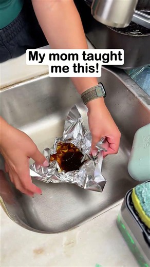 Super easy way to get rid of dirty oil!