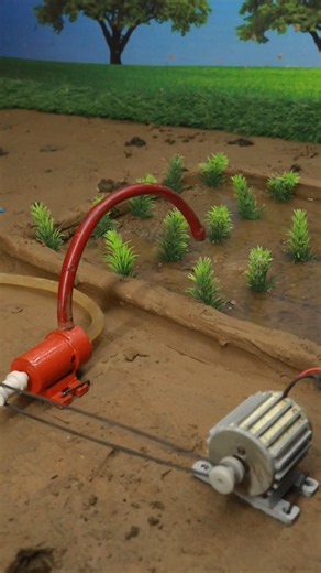 How to Make a DIY Mini Water Pump for Farm Irrigation #shorts