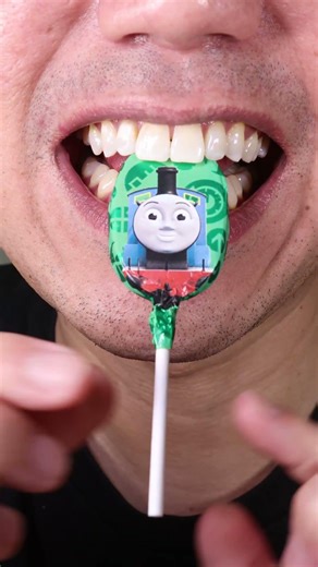 ASMR | Thomas & Friends Crunchy Chocolate Lollipops | Can You Name the Character? #ASMR