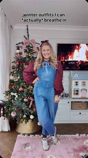 lottie drynan on Instagram: "surprised I didn’t get knocked out by a tit there tbh but 5/5 for comfort and 5/5 for cuteness for those rare days you can be arsed to get dressed 🎀 because name me a better combo than an oversized-frilly-collared shirt with a juicy velvet bow I’m loving the barrel dungas at the mo - so so comfy (a title I don’t give out loosely to denim). I’ve linked these along with some of my fave collared shirts in my stories and highlights. Sooo cute under jumpers too, d
