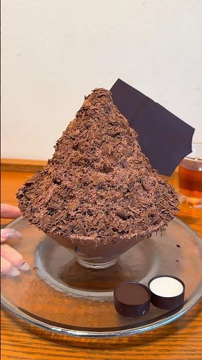 チョコレート専門店が本気で作るチョコ尽くしかき氷🍫 #japanesefood