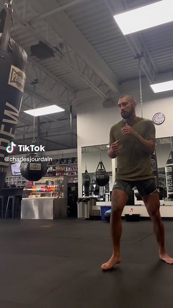 Shin Conditioning and Explosive Leg Workouts with Heavy Bag Kicks