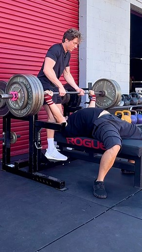 2.3M views · 83K reactions | If he’s honest about his PR, he wins $100!  #fitness #gym #muscle #bodybuilder #challenge #strength #benchpress | Brandon William | Facebook