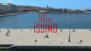 17 reactions | Issimo. METTI IN MUSICA LA CITTÀ. #fanticbikes #fantic #ebike #commuting #smartmobility #urbanbike #issimo | Fantic Bikes | Facebook