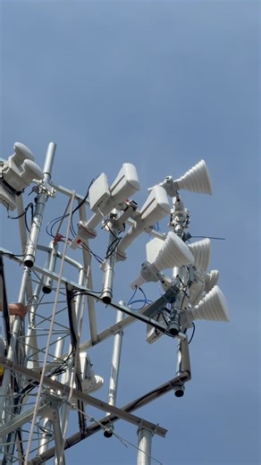 Cyber Antennas vs RF Elements 60° 4x4 MU-MIMO double horn antenna array comparison test with the Cambium Networks 4x4 MU-MIMO ePMP 3000 5 GHz PtMP radio #rfelements #cyberantennas #cambium #wisp | David Dean