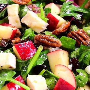 Apple Brie Salad