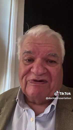 The Dual Approach: Quantitative vs. Qualitative Analysis in Research