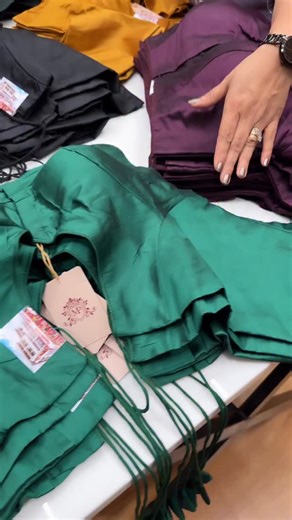 Cherumoozhickal Silk House on Instagram: "Ready to wear saree blouses ✨✨sleeves attached blouses RESTOCKED✨✨✨✨padded blouses ✨✨fully finished with tazzles ✨✨princess cut front open blouses ✨✨budget friendly blouses ✨✨do whatsapp with your colour screenshot to 7306204319"