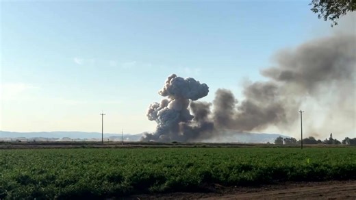 Video captures moment a fireworks warehouse explodes in California