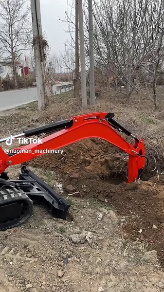 Efficient Excavator Digging Techniques for Heavy Machinery