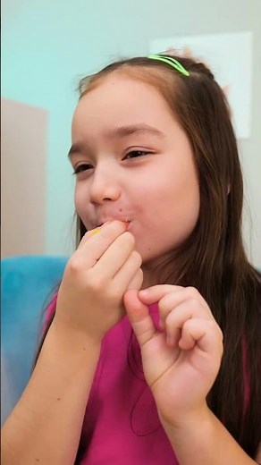 Candy Bubble Trick 🍬🫧 Fun Experiment for Kids #shorts #fun