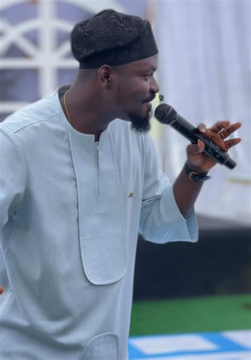 Let’s do a quick vibe check as we prepare for the after party 😅🔥🎤 𝑩𝒆𝒂𝒖𝒕𝒊𝒇𝒖𝒍 𝑬𝒗𝒆𝒏𝒕𝒔 𝑪𝒓𝒆𝒂𝒕𝒆 𝒍𝒂𝒔𝒕𝒊𝒏𝒈 𝒎𝒆𝒎𝒐𝒓𝒊𝒆𝒔 . . . BOOK A PROFESSIONAL EVENT MC For bookings and enquiries; ☎️0205034152/0245204155 📧michaelgyan297@gmail.com ____________________________________ Wedding Reception 🔹Okyeame🔹Awards🔹Parties 🔹Concerts 🔹Engagement reception🔹Pageant shows 🔹 Graduations🔹Funeral moderation ____________________________________ #mcmikay #mc #masterofceremonies #eve