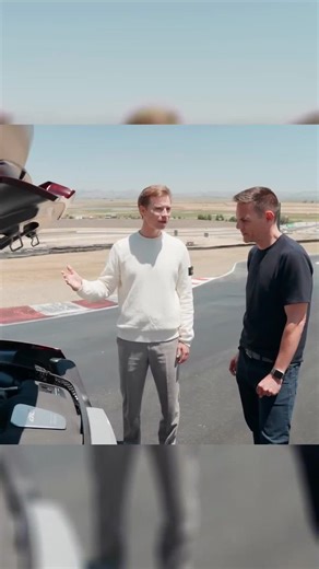 Discover the future of hypercars with 3D printing tech. #3DPrintedCars #HypercarInnovation #AdvancedMaterials #AutomotiveTech #FutureOfCars