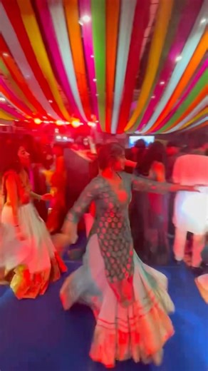 Raghupati Raghav raja Ram ✨ #shorts #garba #parthivgohil #nesco #gujju #navratri #thangaatgarba