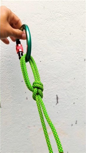 Let's Learn How To Tie A Knot. #bowlineonabight