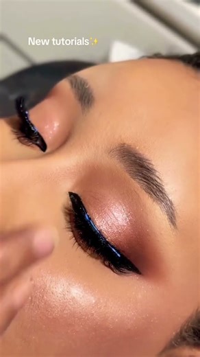 Nwe years eve makeup tutorial 2025🔥#MakeupTutorial#MakeupLook#BeautyTips#MakeupArtist#GlamMakeup