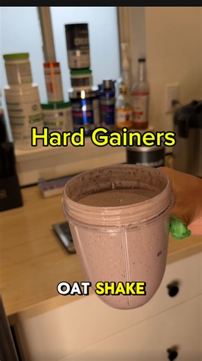 Adam Huang on Instagram: "Hard Gainers Oat Shake Here’s a simple breakfast that can be packed with good calories and protein and only takes 5-10 minutes to make and consume. I’ve been having this for my first meal of the day for almost a year now and it’s made gaining weight/muscle feel so much easier. #diet #bodybuilding #hardgainer"