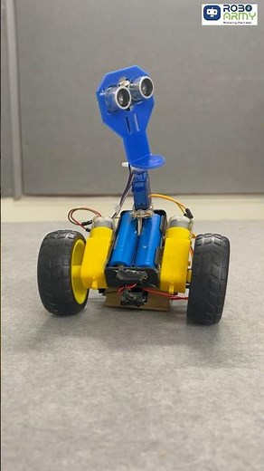 This Robot Avoids Everything! 😲 | Ultrasonic Sensor Magic #Shorts #roboarmy #homerobot #makerbot