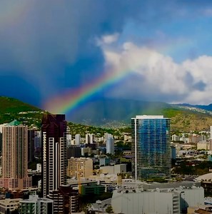 Check out this very cool time lapse of a rainbow rising over Honolulu, Hawaii. Nice work Benji Barnes! Rainbows form opposite of the sun. As the sun goes down, the rainbow rises and vice versa. | Ed Piotrowski WPDE
