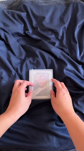 trying the @MUJI無印良品 card file for my follow again to japan yanmar nagai stadium ot13 pcs ^^ (though mas okay ata na trading cards nakalagay kasi nag-s-slip yong pcs 😭) #seventeen #svt #kpop #kpopfyp #fyp #photocard