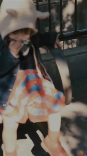 エミリー on Instagram: "@carryon_official キャリーオンでお迎えした秋冬アイテムを動画でご紹介🍂 子どもたちの毎日を彩るお洋服 探す時間も楽しかった☺️ WOLF&RITAのワンピースや Ralph Laurenのカーディガンなど、 お気に入りブランドがプチプラで見つかるのが うれしいポイント🎨 しかもキャリーオンは 着られなくなったお洋服を買取してもらえるから おしゃれを楽しみながら、ムダなくすっきり✨ 150万点以上の買取実績があるから安心！ GUCCI、BURBERRY、mina perhonen、familiar、 mini rodini、BOBO CHOSES、Misha&Puff、Bonjour Diary、The North Face、Patagoniaなども買取強化中らしい🧺 「もうサイズアウトしちゃったけど、まだきれい」 なお洋服があったら ぜひキャリーオンをチェックしてみてください👀💛 🔖 code【instacarry2】で20%OFF！ #子供服 #キャリーオン #キャリキッズコーデ #姉弟コーデ #秋冬コーデ #リユ