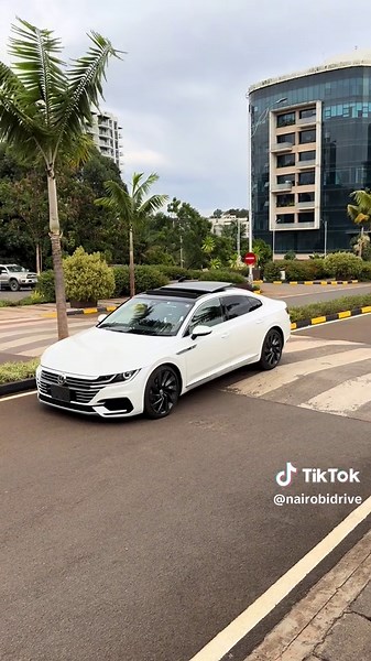 2018 Volkswagen Arteon R Line: Performance and Features