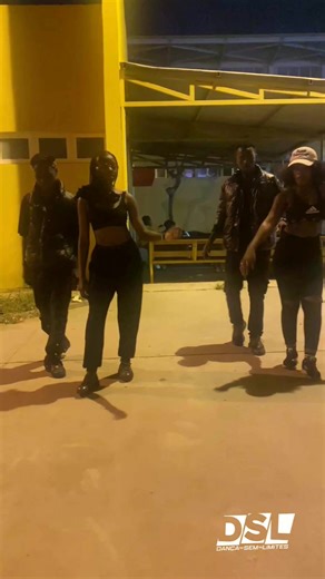 312K views · 21K reactions | Nossa coreografia de momento ❤ Marquem ai o Cef Tanzy Ajc Dança de pano #ceftanzypano #TurmaCiparry #ViralDanceChallenge #CefTanzy #afroangola #danceafro #afrohouseangola | DSL dança sem limites | Facebook