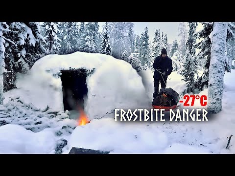 -27 Surviving the ARCTIC NIGHT with no Tent! Winter Camping in a Snow Shelter