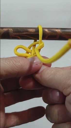 Tying a tie-down knot – 100% secure hold, quick release in an emergency! #Tie-down knot