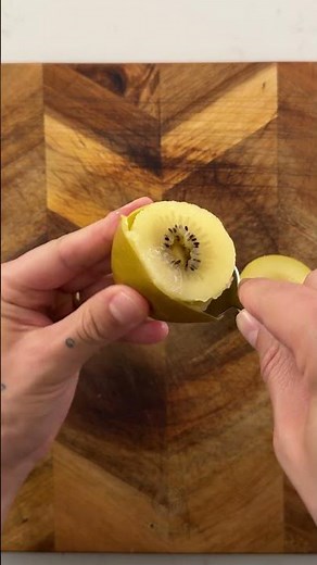 How to eat a kiwi