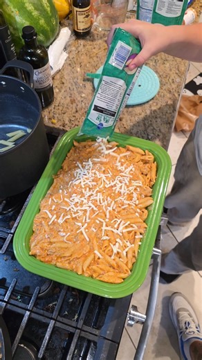 A Favorite Cheap Family Dinner, I wish I seasoned the ricotta w/ Italian seasoning too, though. #poormanscomfortfood #cheapmeals #budgetneals #comfortfood #familydinner | Clinton Svatos